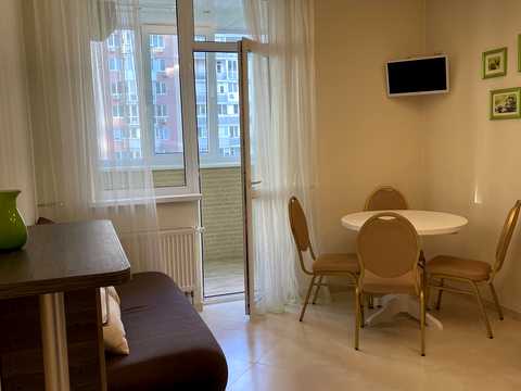 квартира за адресою Композитора Мейтуса вул., 4