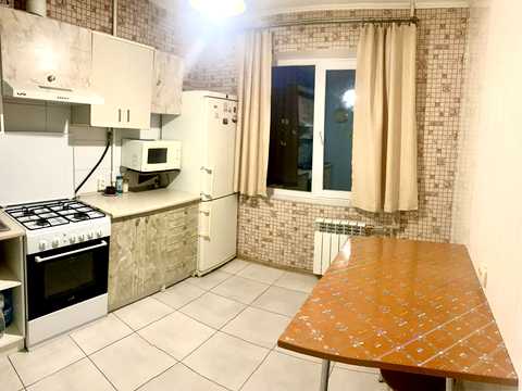 квартира за адресою Героїв просп., 21