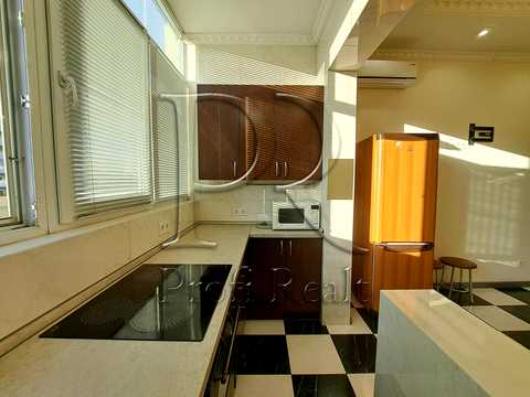 квартира за адресою Михайла Донця вул., 2-А