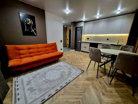 квартира за адресою Рудненська вул. (Білогорська), (8И)