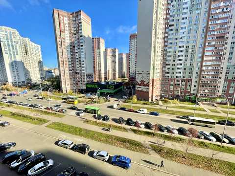 квартира за адресою Єлизавети Чавдар вул., 18