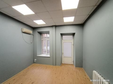 комерційна за адресою Італійська вул. (Пушкінська), 42