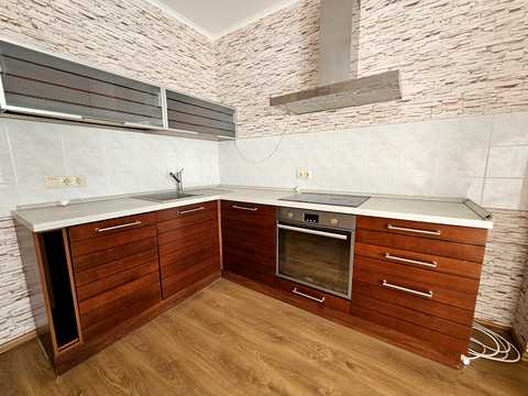 квартира по адресу Метрологическая ул., 109а