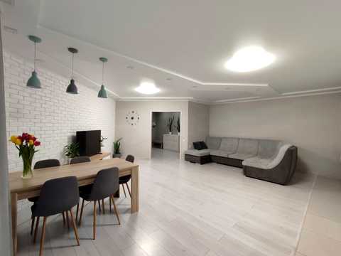 квартира по адресу Михаила Лушпы просп. (Космонавтів), 5