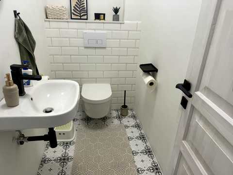 будинок за адресою с. Невицьке, Головна, 111