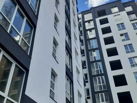 квартира за адресою Чорновола вул., 155