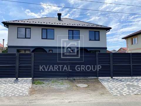 дом по адресу лесі українки, 7