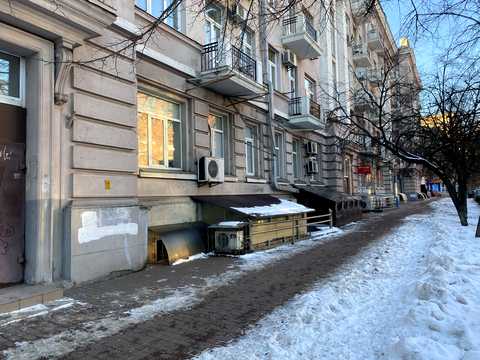 комерційна за адресою Гусовського вул., 12/7