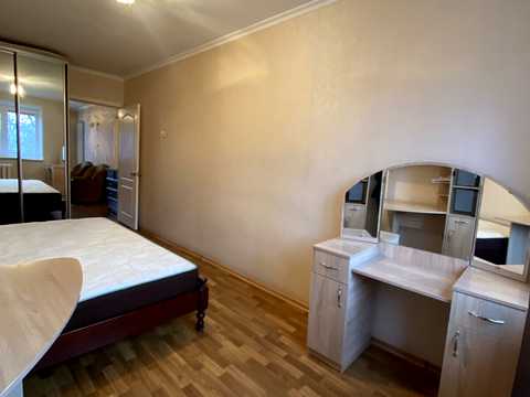 квартира по адресу Богдана Хмельницкого просп. (Героев Сталинграда), 8-В