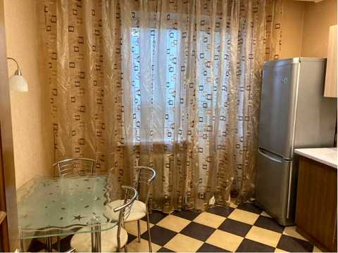 квартира за адресою Анни Ахматової вул., 35