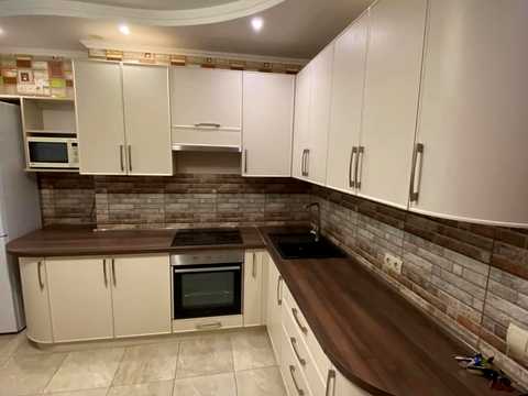 квартира по адресу Академика Глушкова просп., 9-В