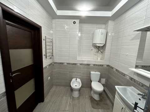 квартира по адресу Драгоманова ул., 2-Б