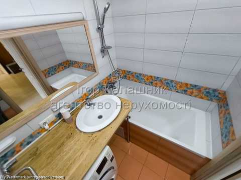 квартира за адресою Івана Світличного вул. (Петровського), 4-А