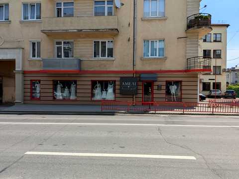 комерційна за адресою Замкова, 7