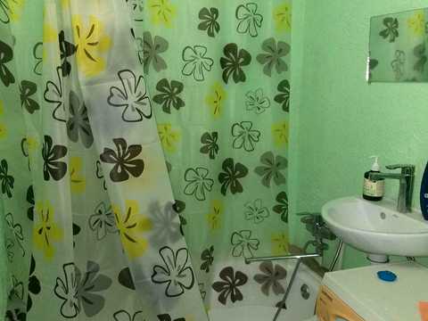квартира за адресою Кривий Ріг, Катеринівська вул. (Мануйлова), 1