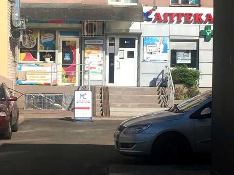 комерційна за адресою Миру просп.