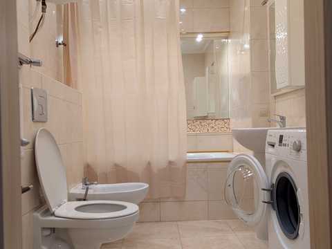 квартира за адресою Феодосійська вул., 3-В