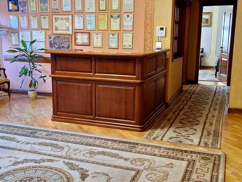 комерційна за адресою Братів Рогатинців вул., 18