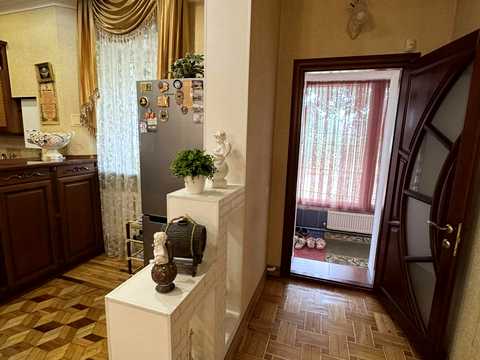 дом по адресу Південна