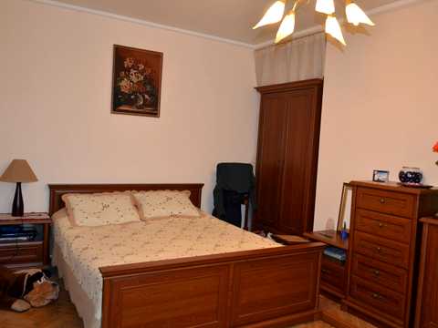 квартира за адресою Марії Приймаченко бульв. (Академіка Ліхачова), 3