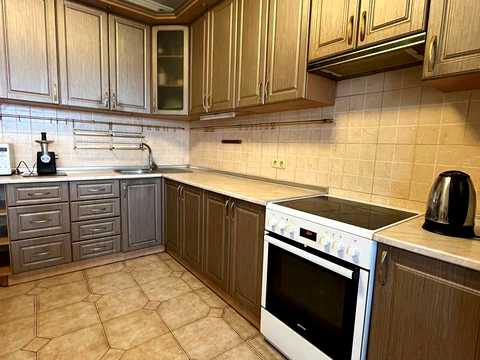 квартира за адресою Науки просп., 62-А