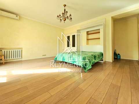 квартира за адресою Катерини Білокур вул., 2/8