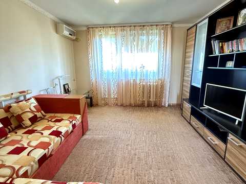 квартира за адресою Грушевського, 81