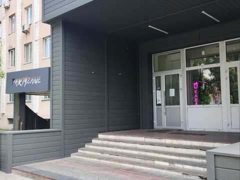 комерційна за адресою Незалежності бульв. (50 років Жовтня), 14