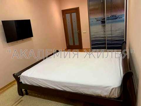 квартира за адресою Регенераторна вул., 4