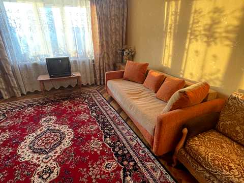 квартира по адресу Незалежності бульв. (50 років Жовтня), 2