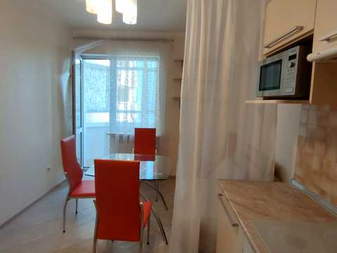 квартира за адресою Дегтярівська вул., 25а к1