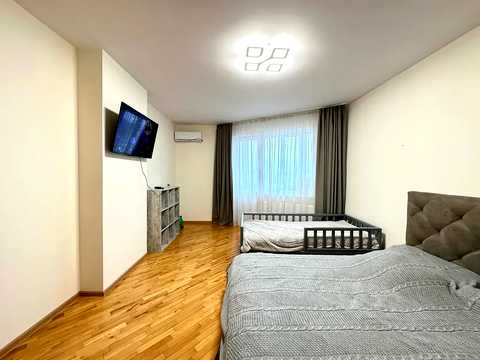 квартира за адресою Паркова вул., 18-В