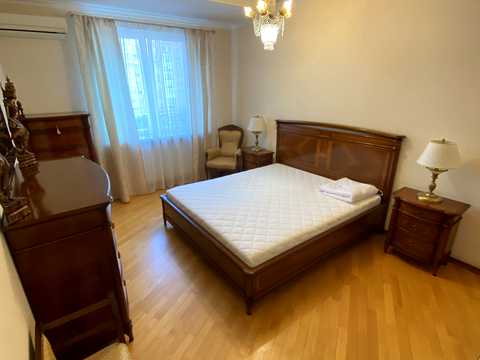 квартира по адресу Владимира Ивасюка просп. (Героїв Сталінграду), 10-А