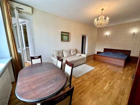 квартира за адресою Володимира Івасюка просп. (Героїв Сталінграду), 8