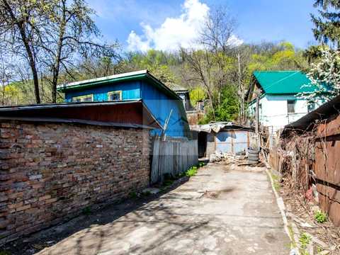 участок по адресу Пирогівський Шлях ул. (Червонопрапорна), 66а