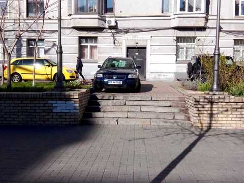 квартира за адресою Івана Мазепи вул. (Січневого Повстання), 3
