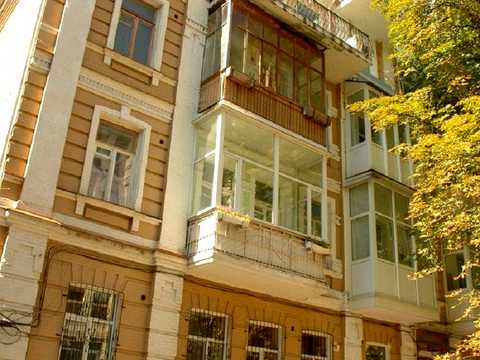 комерційна за адресою Ярославів Вал вул., 21-Г