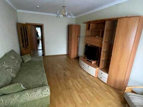 квартира за адресою Анни Ахматової вул., 34