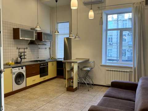квартира за адресою Саксаганського вул., 33