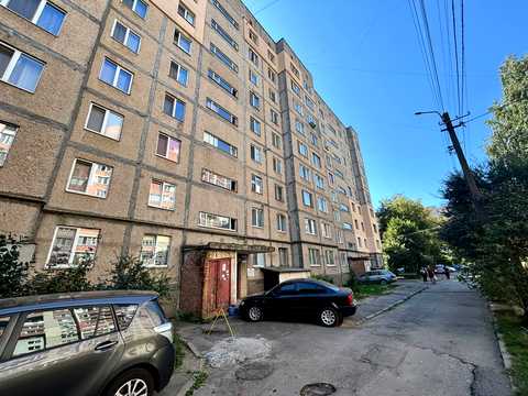 квартира за адресою Андрія Первозванного вул. (Стахурського), 4