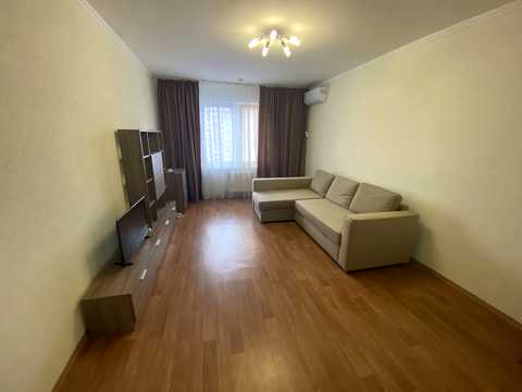 квартира за адресою Бориса Гмирі вул., 14-Б