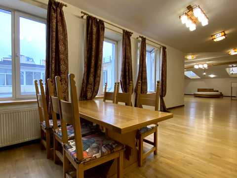 квартира за адресою Богдана Хмельницького вул., 42/32