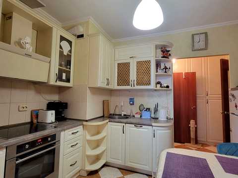 квартира по адресу Олены Пчилки ул., 4