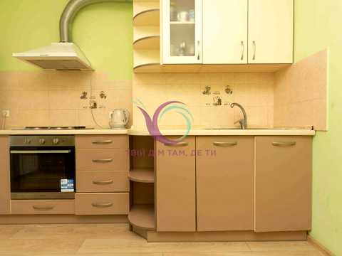 квартира за адресою Доківська вул., 10