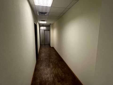комерційна за адресою Гоголівська вул., 39