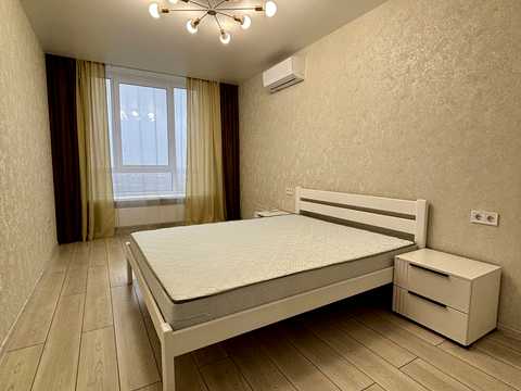 квартира за адресою Івана Виговського вул. (Маршала Гречка), 42