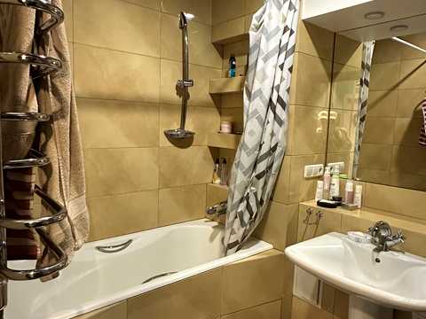 квартира за адресою Урлівська вул., 4-А