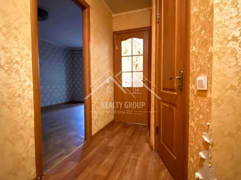 квартира за адресою Мистецька вул. (Землячки), 1