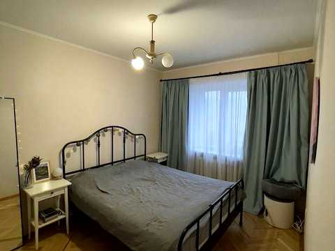 квартира за адресою Євгена Коновальця вул. (Щорса), 7-9