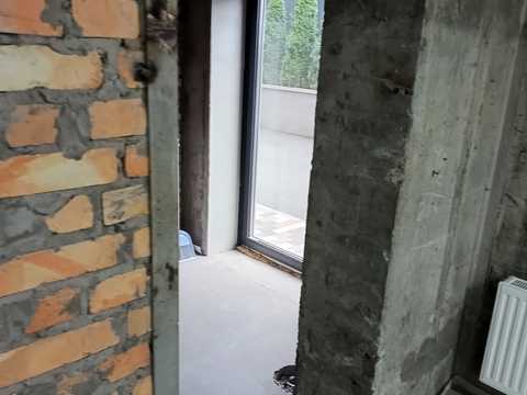 комерційна за адресою Університетська вул., 17-А